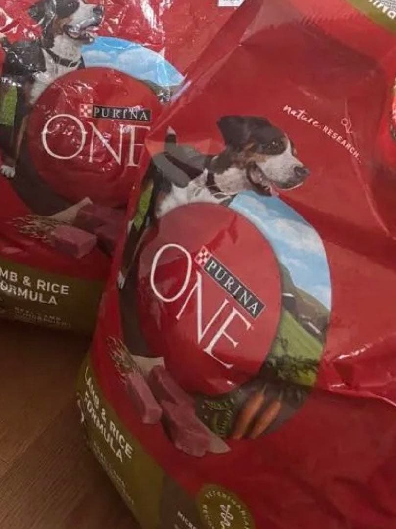 都内引き取り限定　輸入ペットフード、ペットベッド