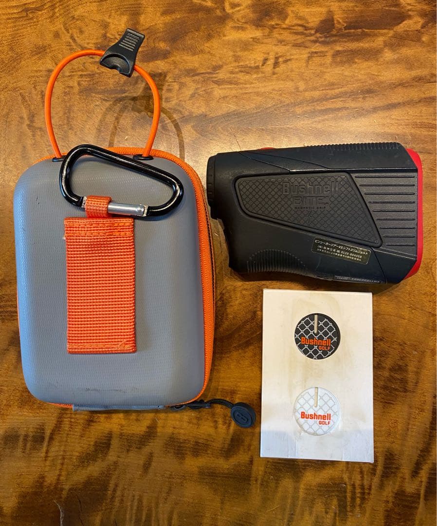 Bushnell ゴルフ用距離計 Tour V5 ケース付き