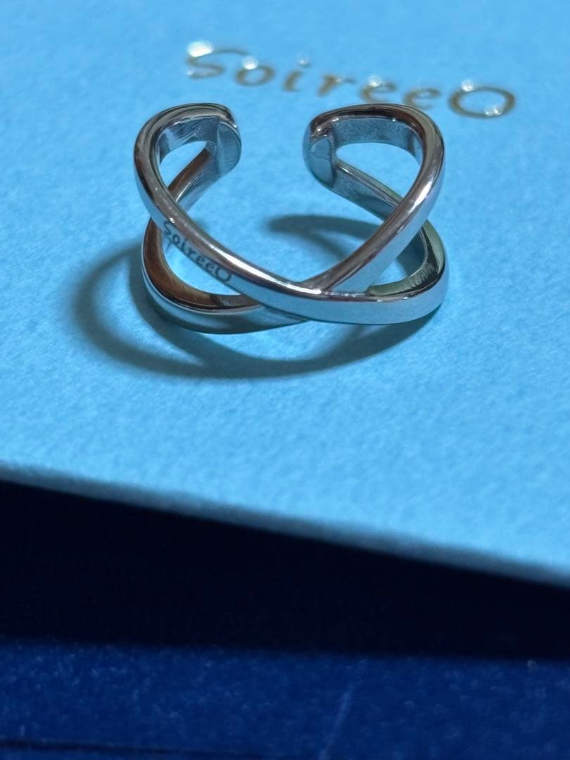 ソワレオー　soireeo 西島隆弘　Nissy イヤーカフ　クロス