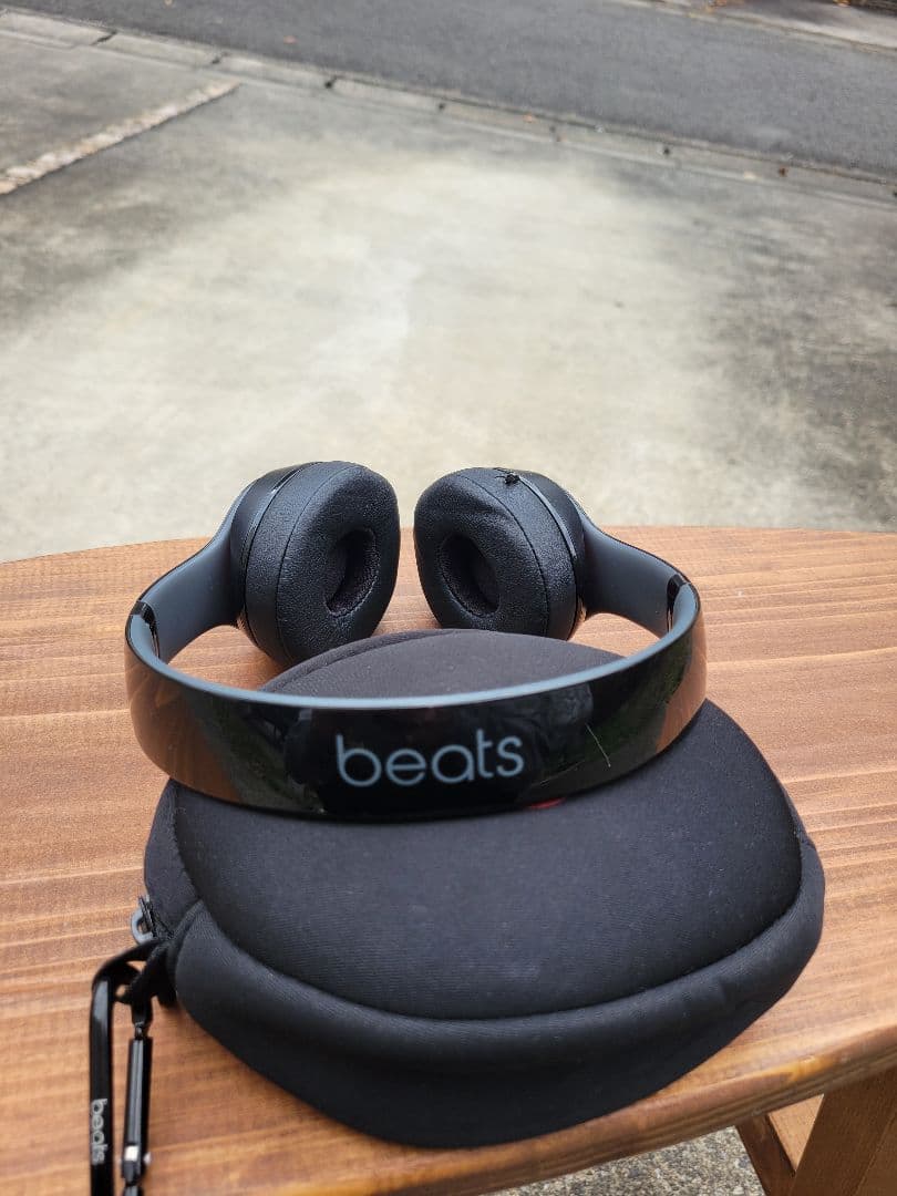ヘッドホン Beats by Dr Dre SOLO2 WIRELESS BLACK