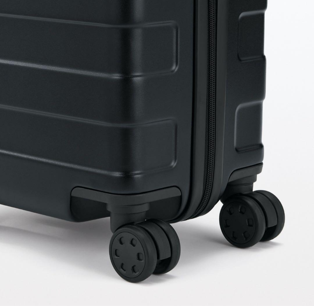 s*K様 【無印良品】バーを自由に調節出来る ハードキャリーケース(20L)