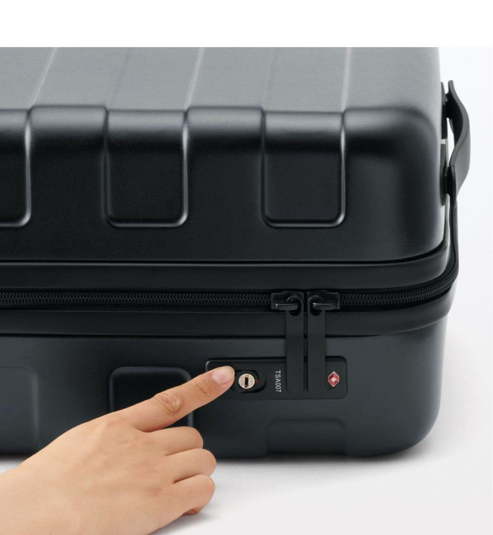 s*K様 【無印良品】バーを自由に調節出来る ハードキャリーケース(20L)