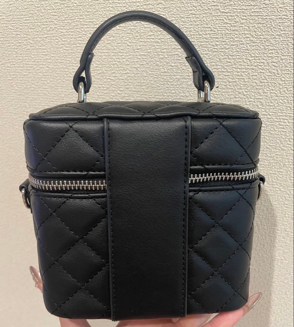 ダーリッチ/キルティングスクエアミニバッグ/シルバーパーツ