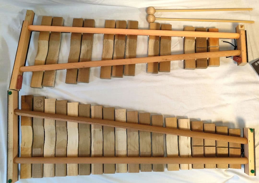 【新品同様】YAMAHA 卓上木琴 No.185 楽器 ヤマハ 木琴 30音