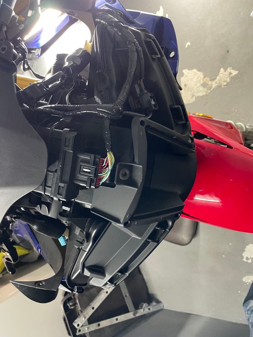 cbr1000rr-r純正ヘッドライト