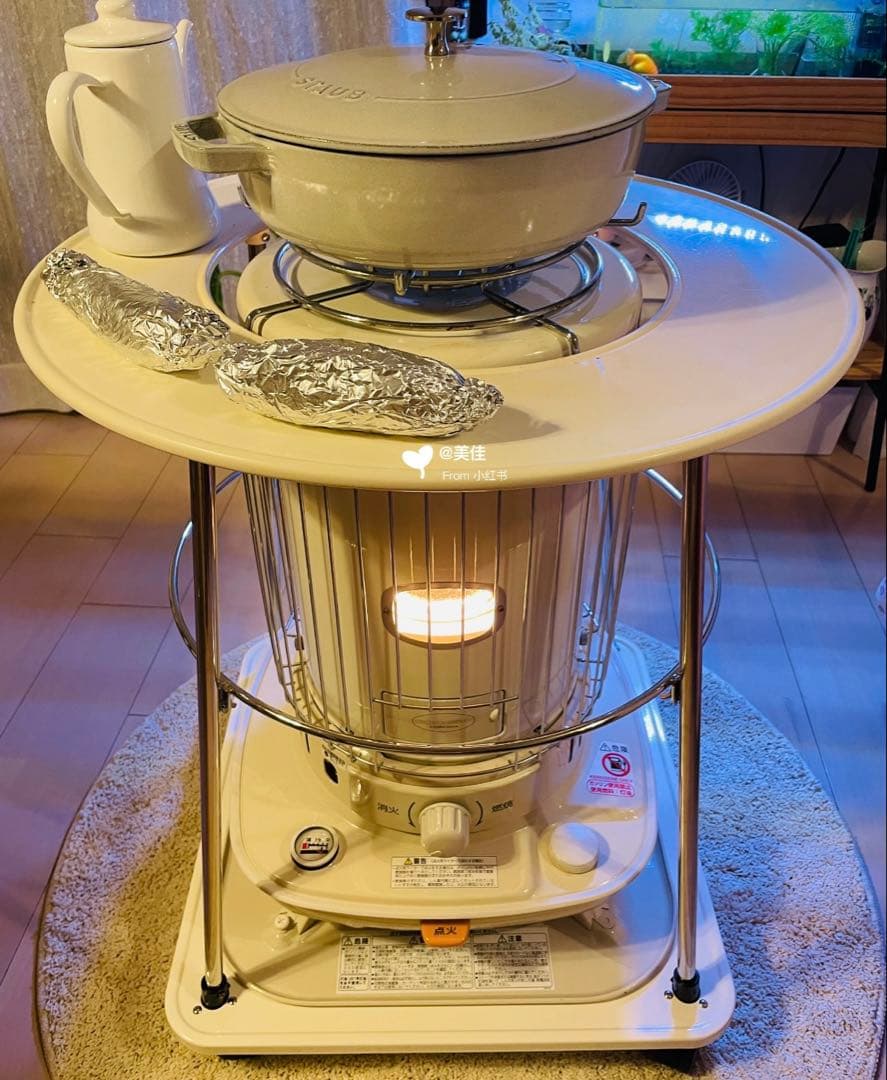 KS-67H トヨトミ石油ストーブ テーブル　キャスター付き