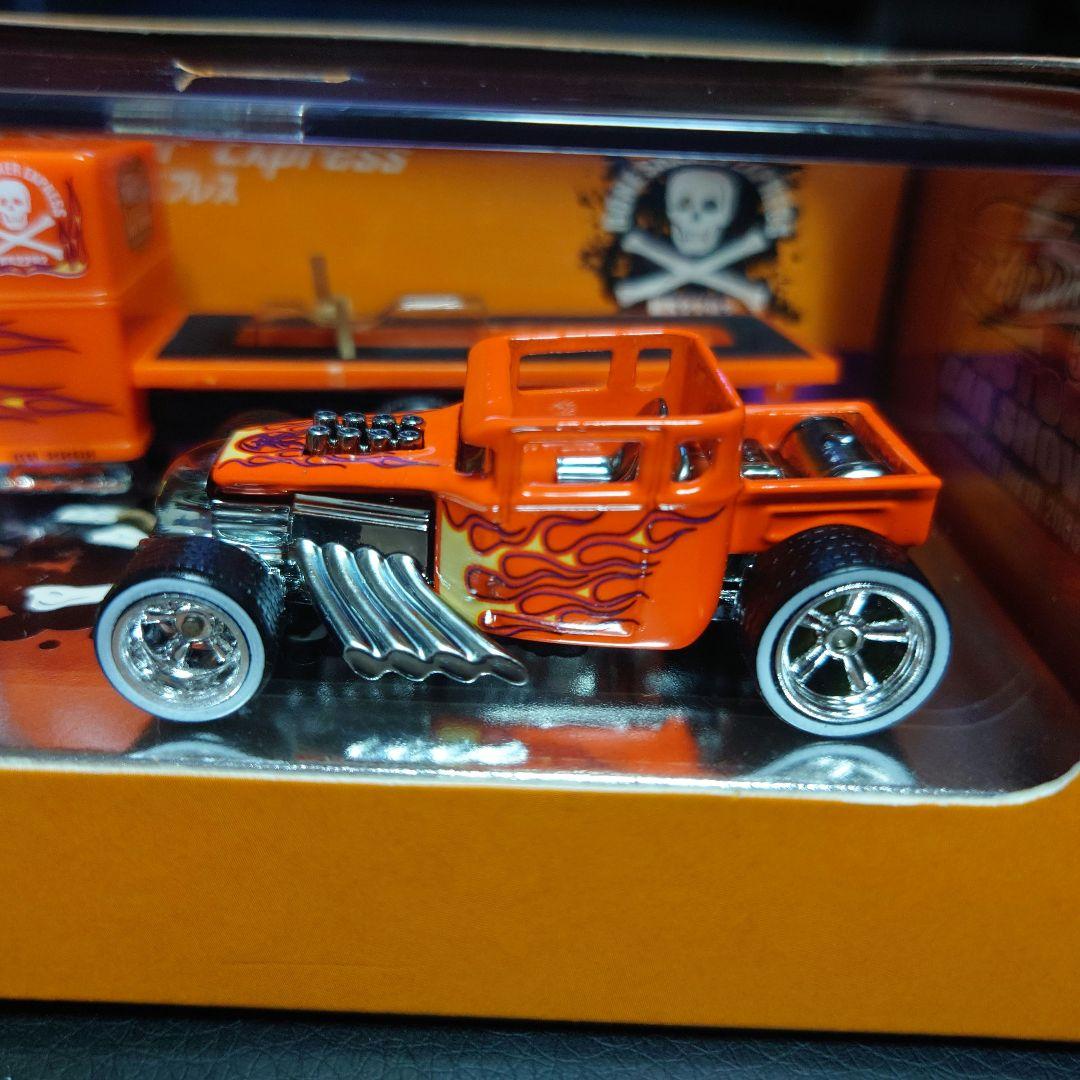 ミニカー hotwheels 2006 Bone Shaker Express