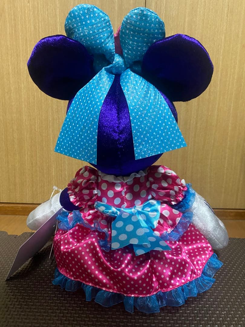 ミニーのファンダーランド　ミニパル　ミニーぬいぐるみ　新品未使用タグ付き