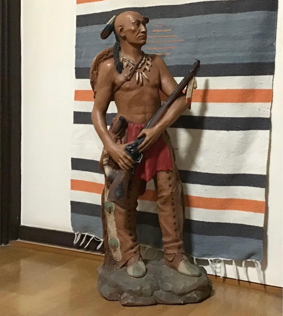 ネイティブアメリカン インディアン像