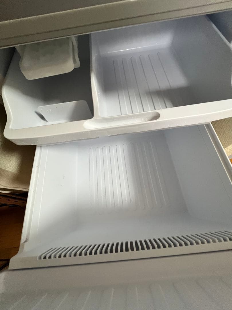 SHARP 350L 冷蔵庫 SJ-W352F-S シルバー