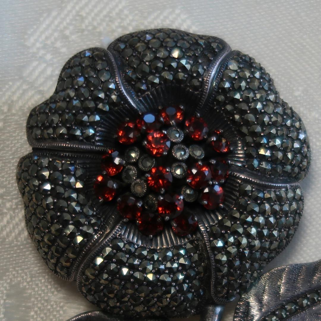 マーカサイト　ブローチ