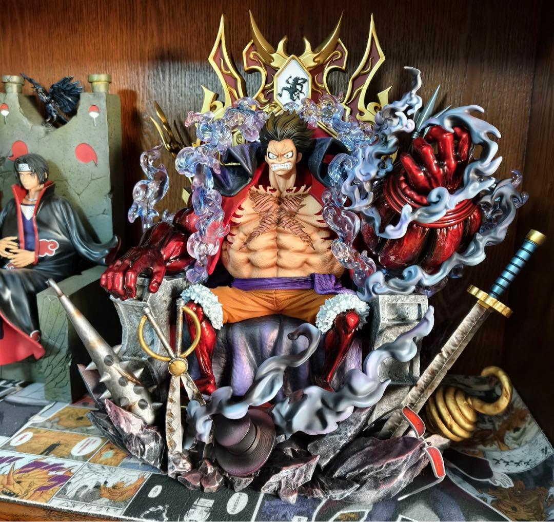 ワンピース 王座 ルフィ フィギュア ガレージキット