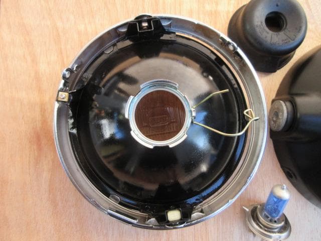 送料込み！Kawasaki ゼファー400 純正ヘッドライト一式良品