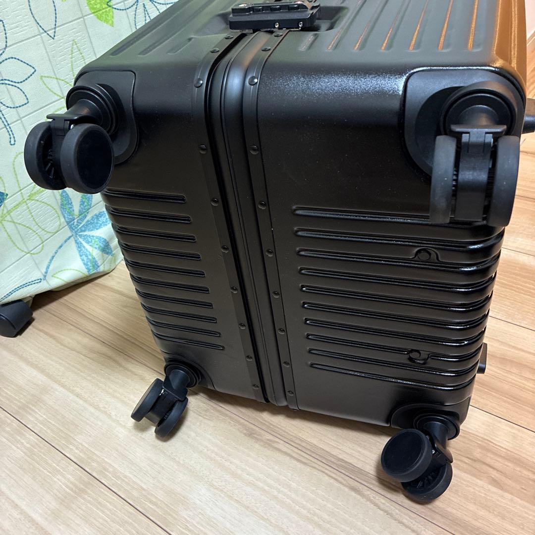 【未使用品】アルミフレームスーツケース　サイズXL