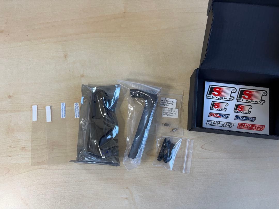 FLYKY Noble NB4+ 送信機 本体　受信機3個付