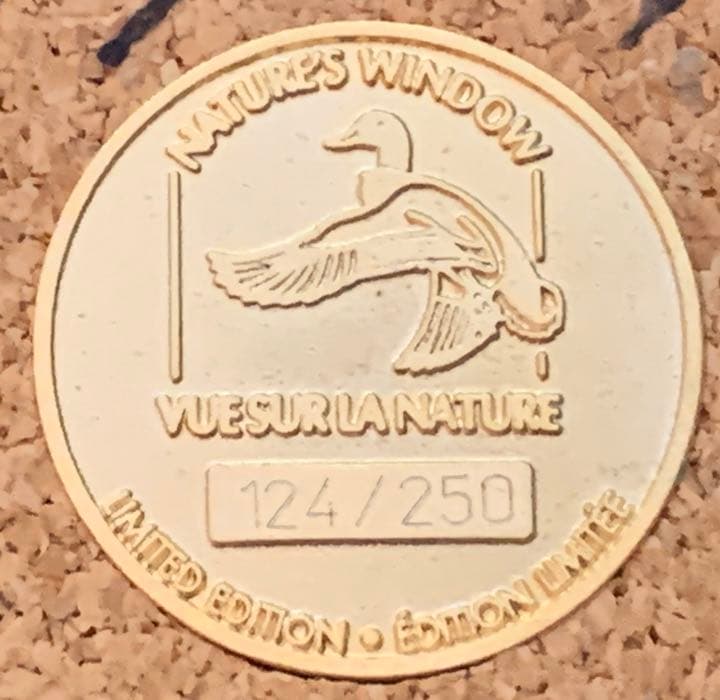 鴨、ハンドクラフトの木製彫像　美術工芸品