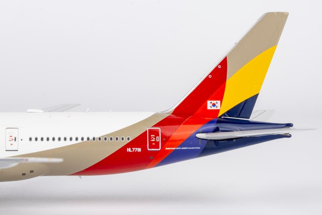 アシアナ航空 777-200ER HL7791 1/400