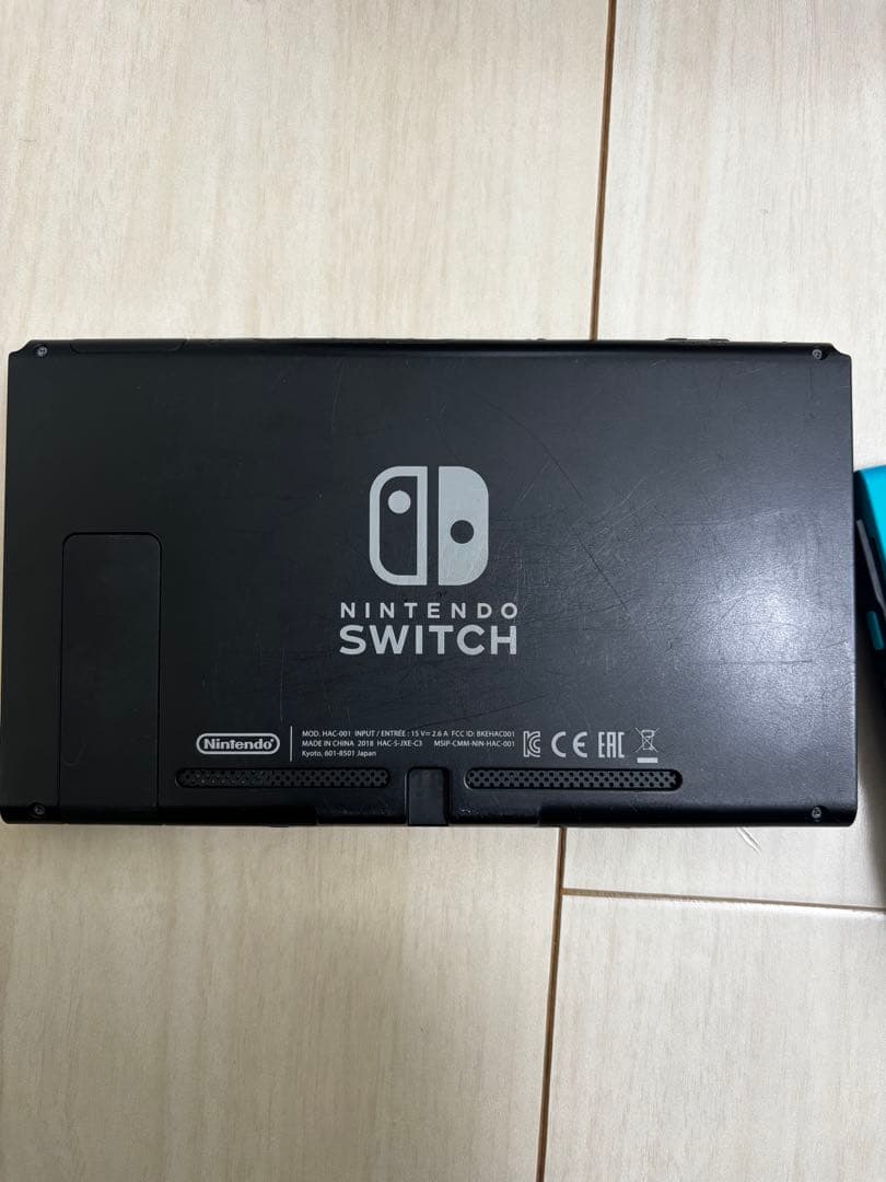 Nintendo Switch 赤/青 本体 + 付属品　箱無し