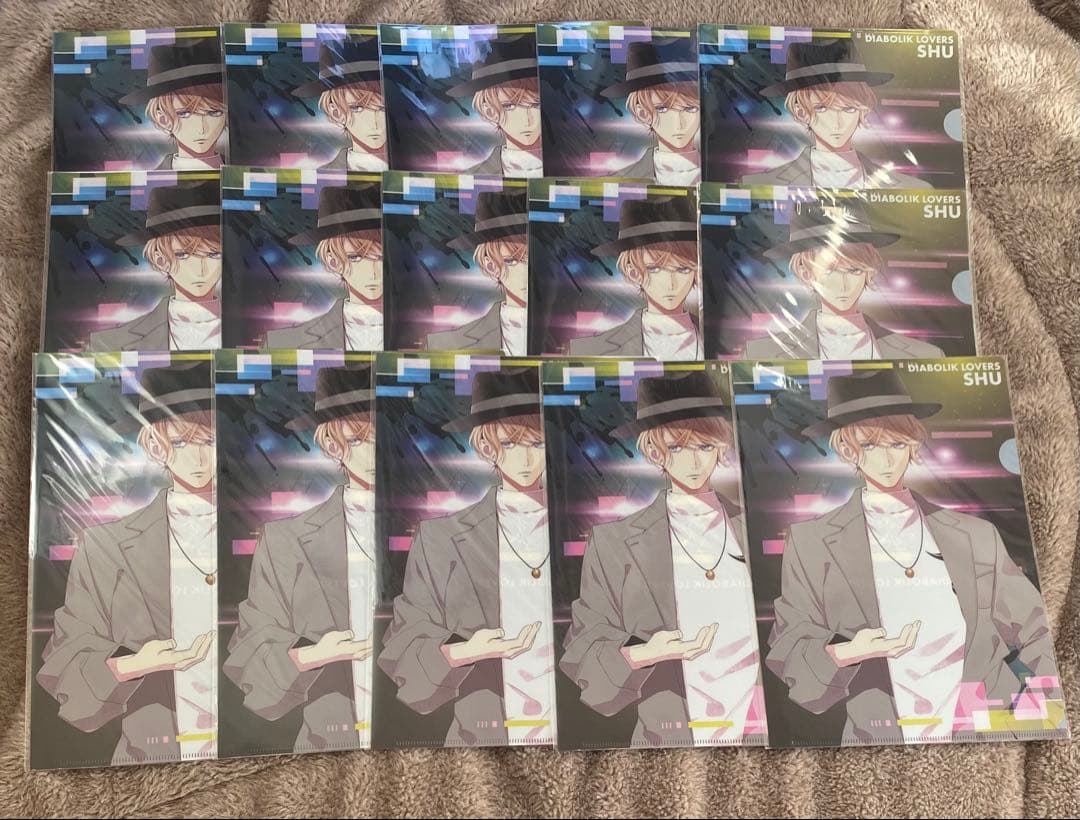 逆巻シュウ　クリアファイル