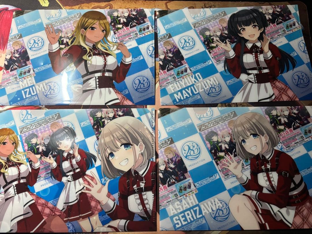 ほぼクリアファイルセット売り。他