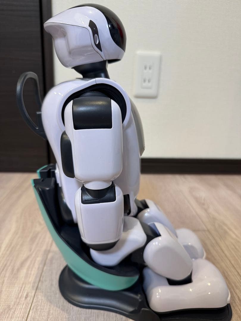【美品】FUJISOFT palro コミュニケーションロボット