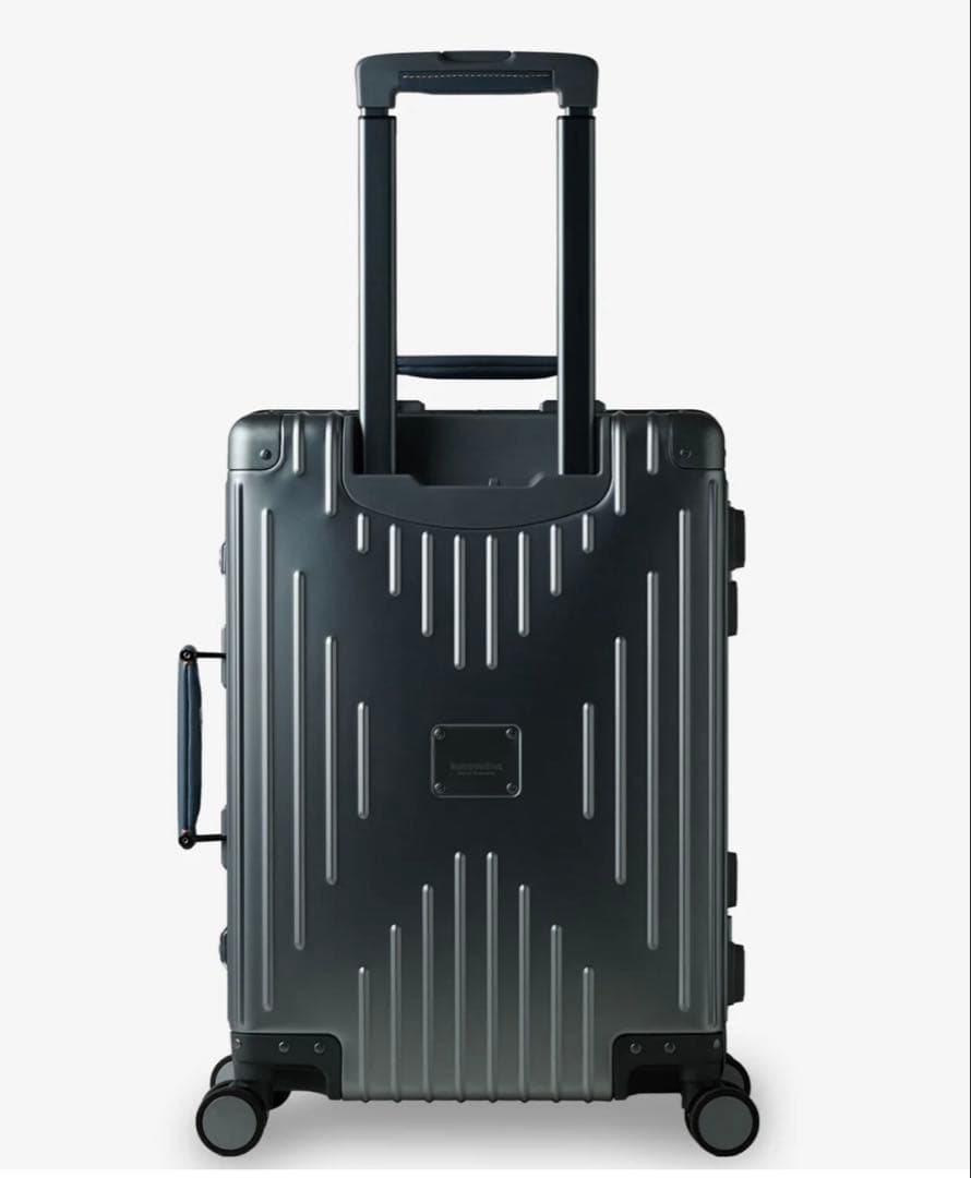 【新品未使用】イノベーター アルミスーツケース 2025年モデル グレー 36L