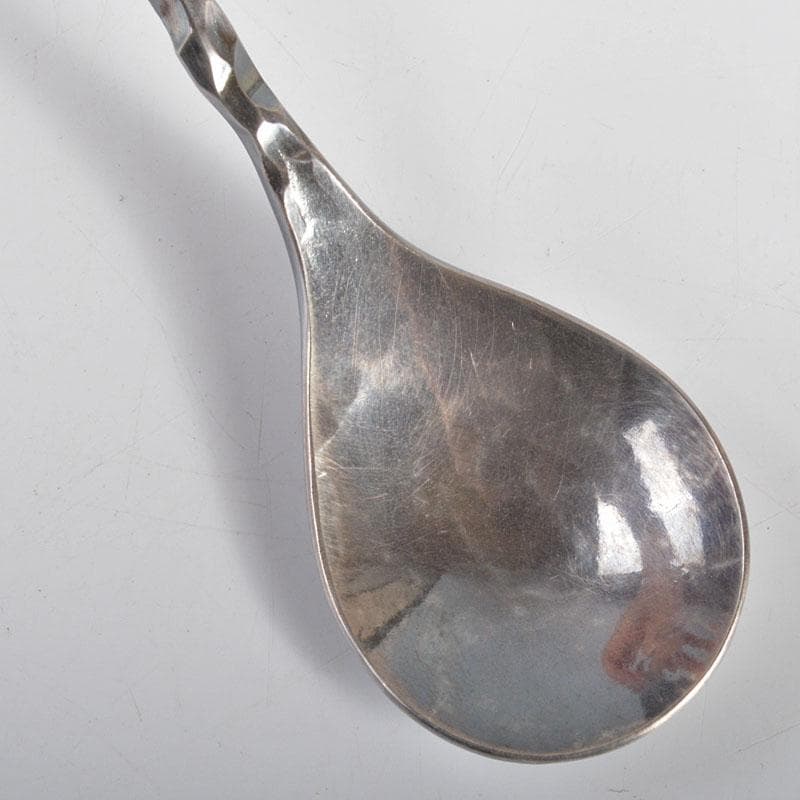 鶴岡鉦次郎　銀製　SILVER刻印　鎚目　匙　約36g　共箱　M　R4329