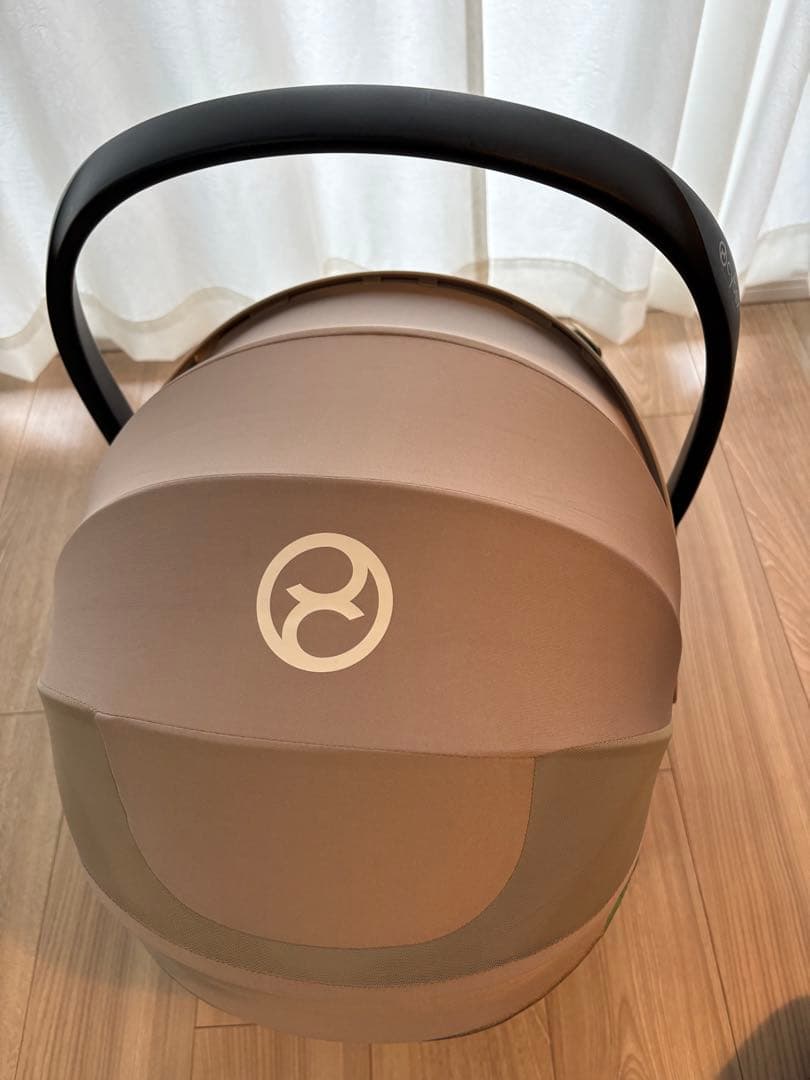 cybex クラウド T-iSize コージーベージュ　アダプター付き