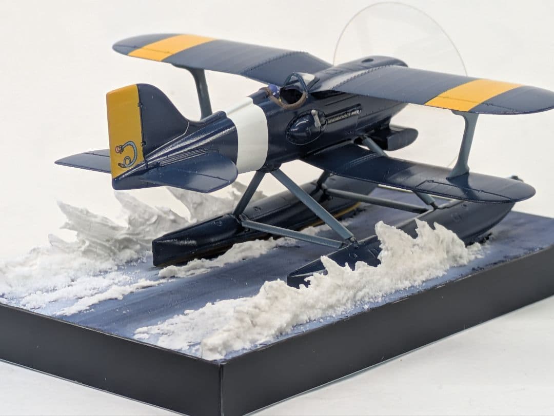 『やっこー』紅の豚　1/72 カーチスR−3C-0. プラモデル完成品