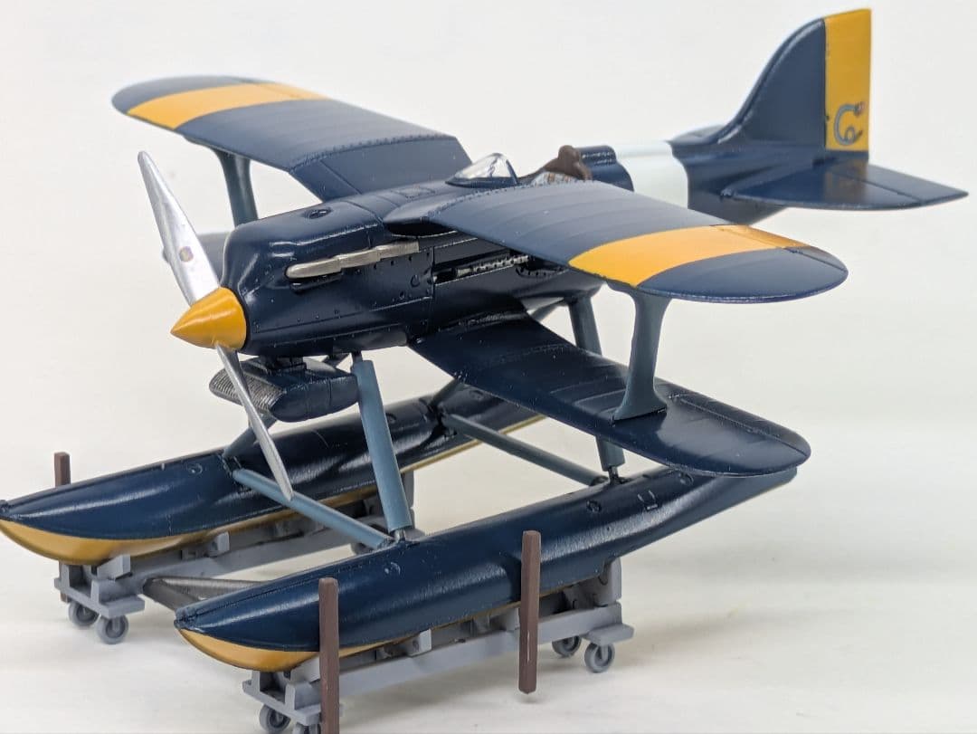 『やっこー』紅の豚　1/72 カーチスR−3C-0. プラモデル完成品