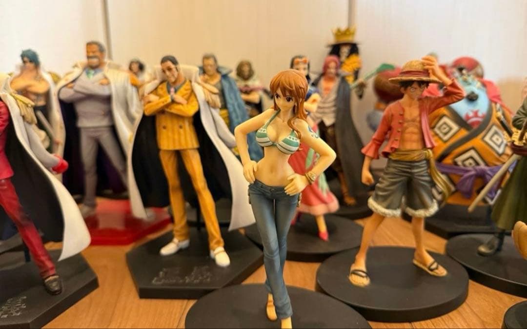 超レア　ワンピース 麦わら一味　王下七武海海軍大将フィギュアセット　コンプリート