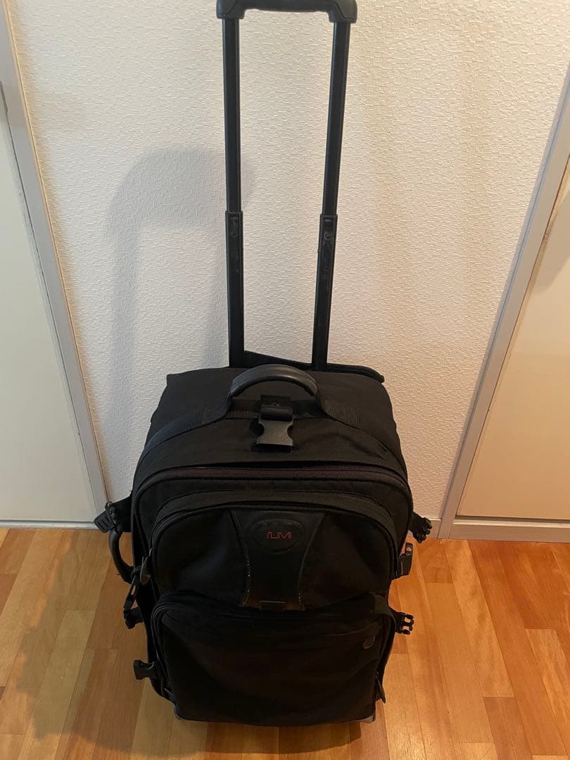 トゥミ TUMI キャリーケース 黒色　旅行バッグ