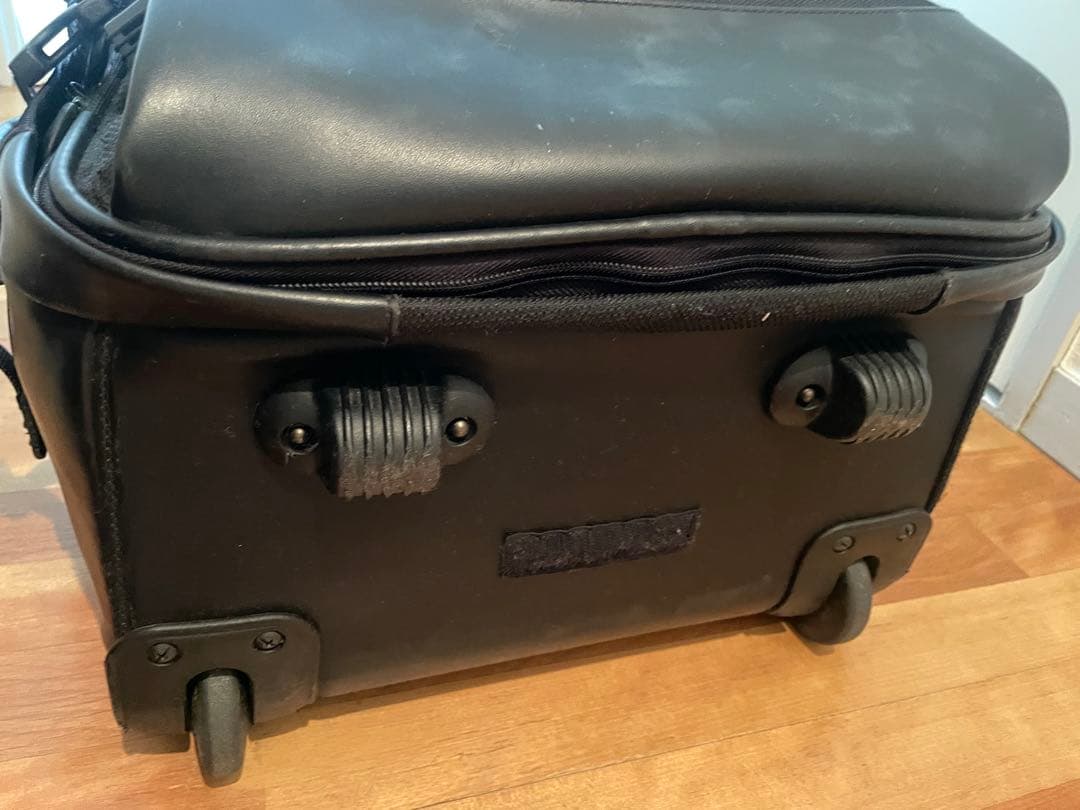 トゥミ TUMI キャリーケース 黒色　旅行バッグ