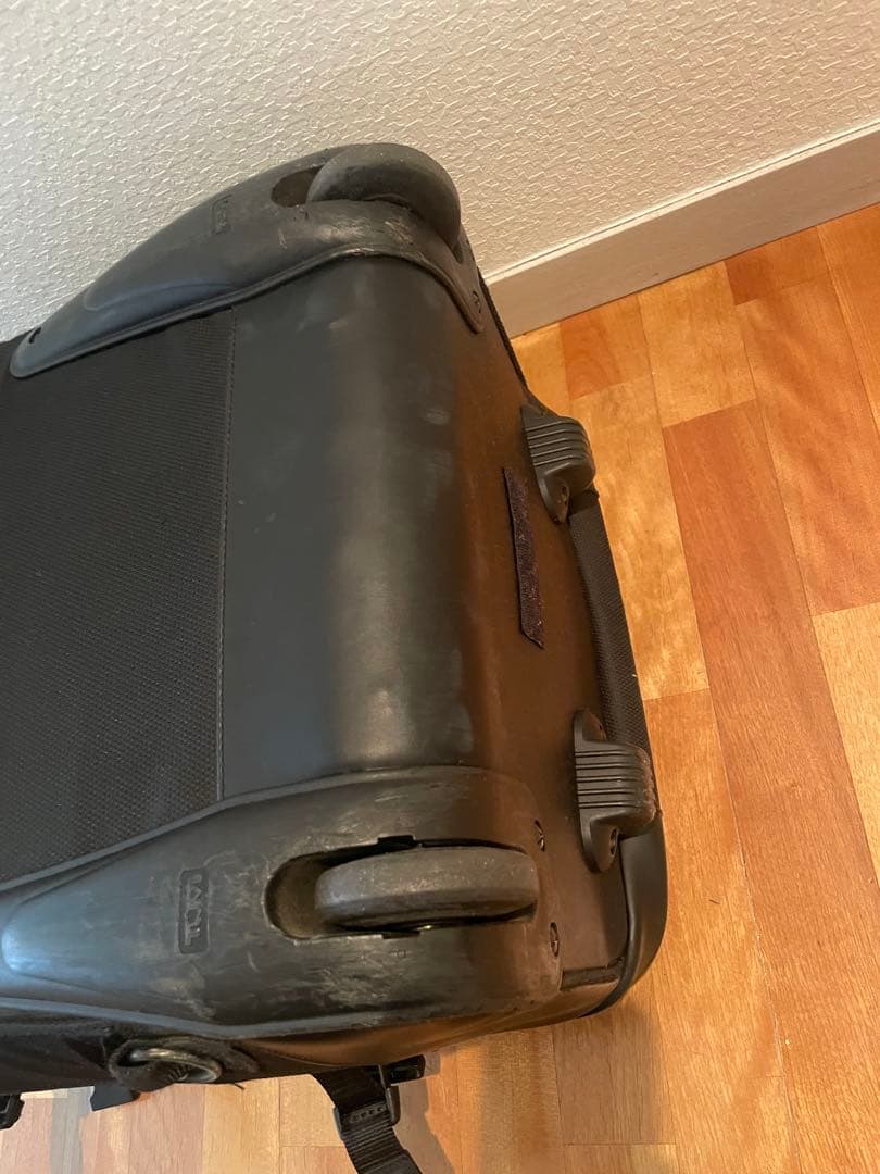 トゥミ TUMI キャリーケース 黒色　旅行バッグ