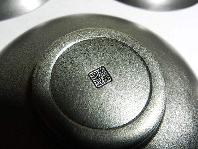 「乾茂號」造　花文図柄錫製茶托五客揃（欄、竹、菊、梅、松）