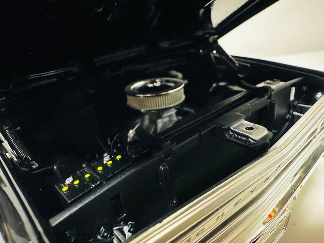 acmeアクメ/'70 Chevyシボレー K-10 4x4 1/18 限定