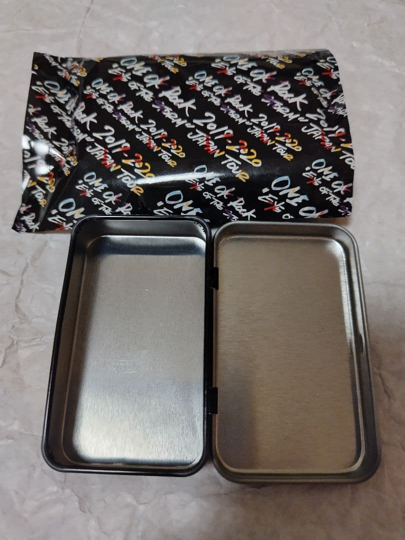 ONE OK ROCK ワンオクロック ラバーバンド 缶ケース グッズセット