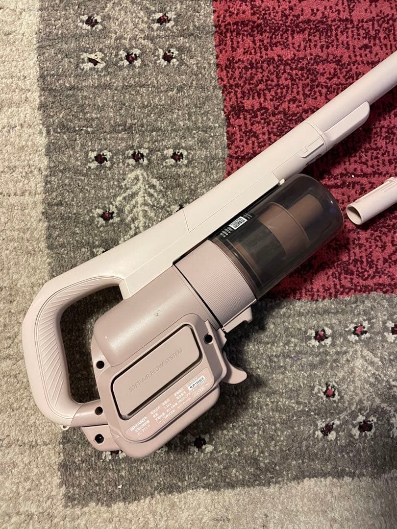 シャープ　充電式掃除機　EC-PT1 2024年製