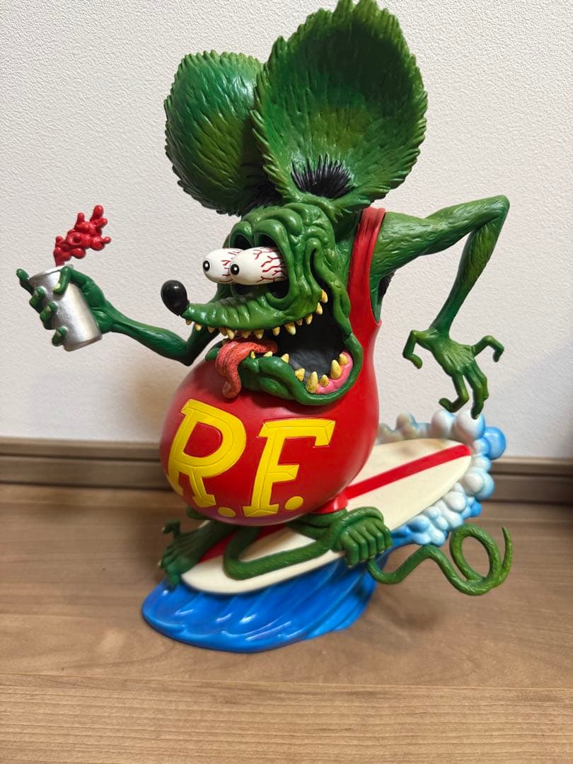 RFフィギュア サーフボード付き