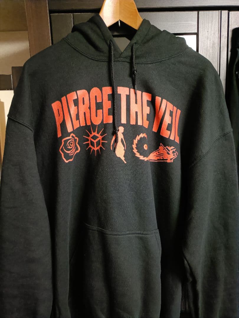 Pierce The Veil パーカー サイズL