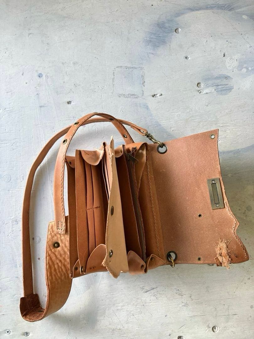 このうえなくナチュラルleather長財布ショルダーアコーディオンポーチ