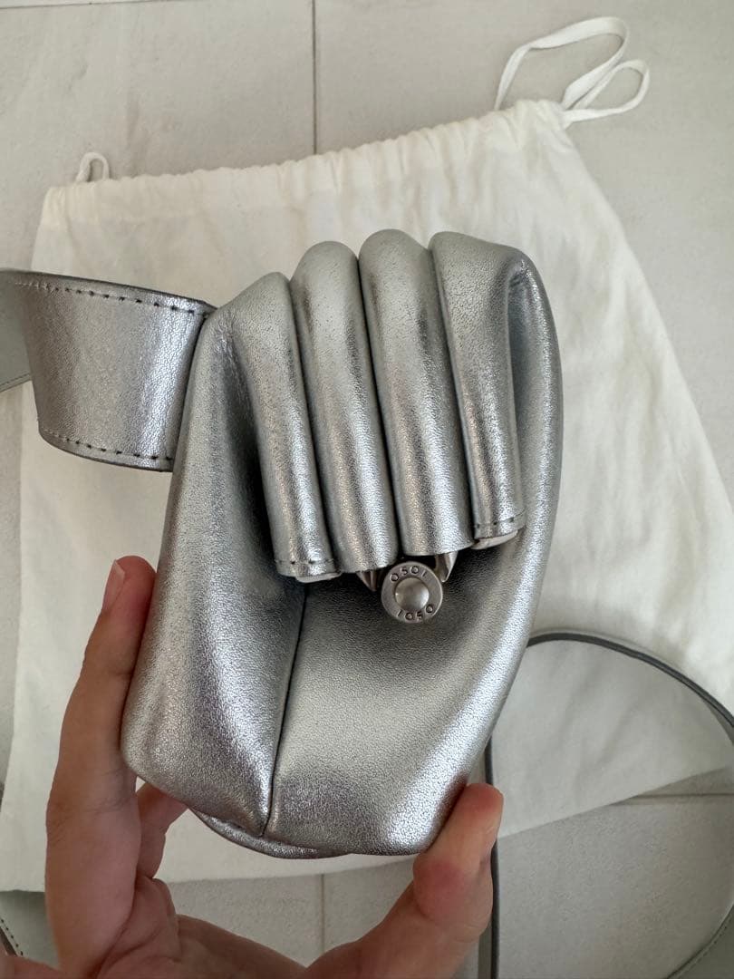 【keiさま】osoi ショルダーバッグ　シルバー