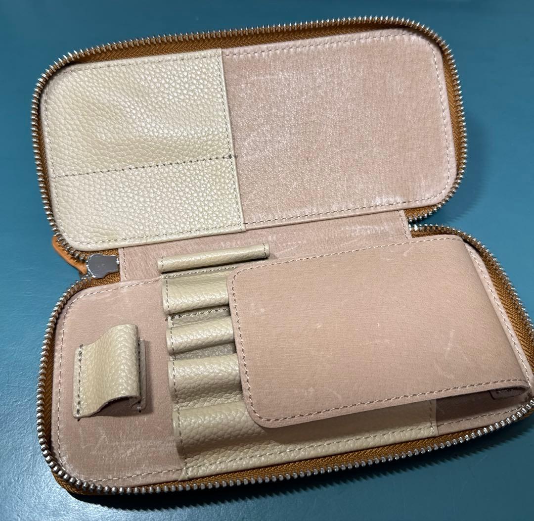 【未使用】　ラダイト　ラウンドジップペンケース　エッセンシャル　MAYA