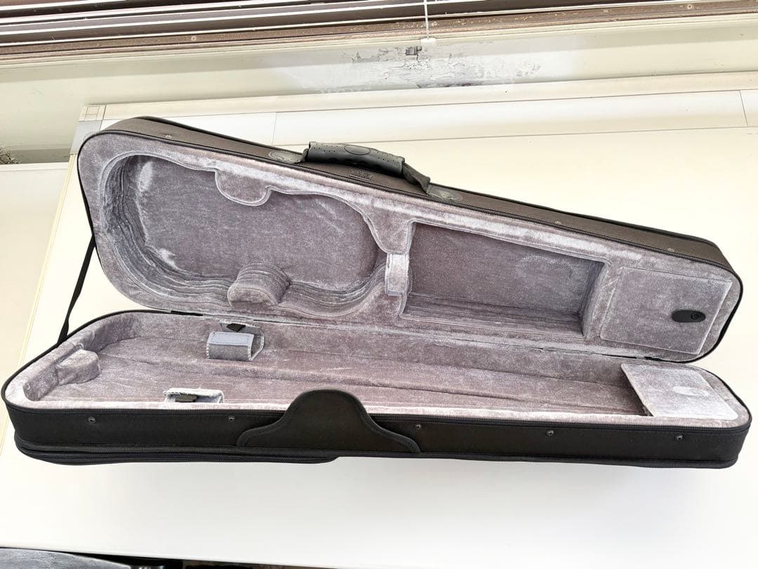 HALLSTATT V-12 4/4 ハルシュタット バイオリン ケース付