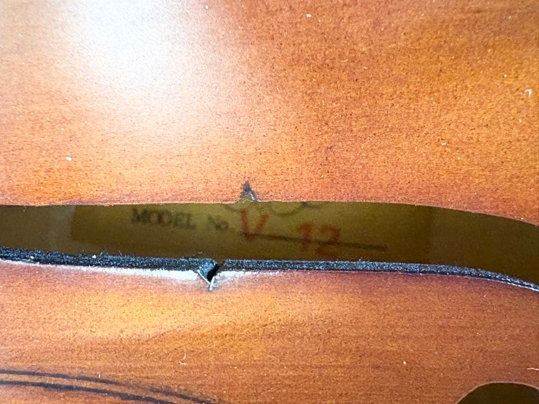 HALLSTATT V-12 4/4 ハルシュタット バイオリン ケース付