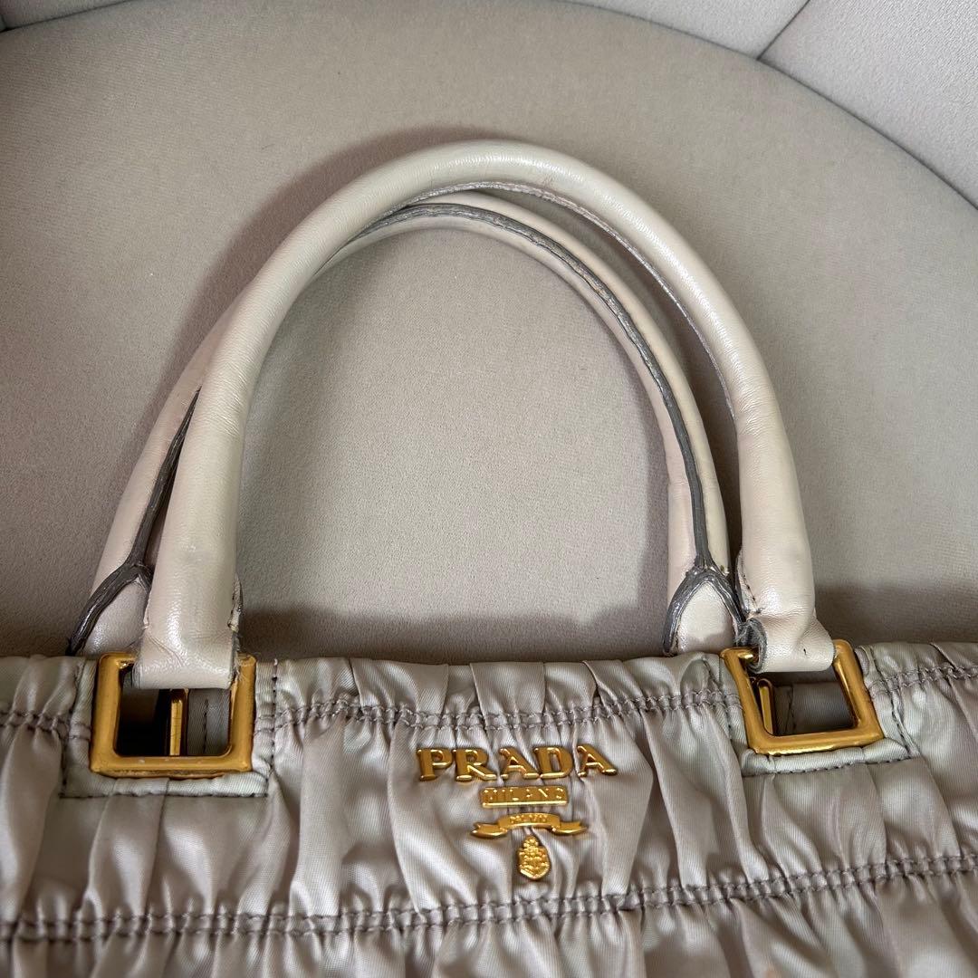 PRADA プラダ ギャザーバッグ　ベージュ