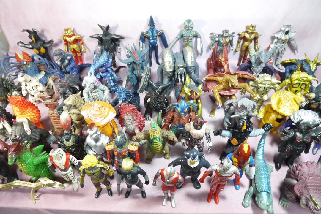 ウルトラ怪獣シリーズ　DXシリーズなど　怪獣ソフビ　65体セット