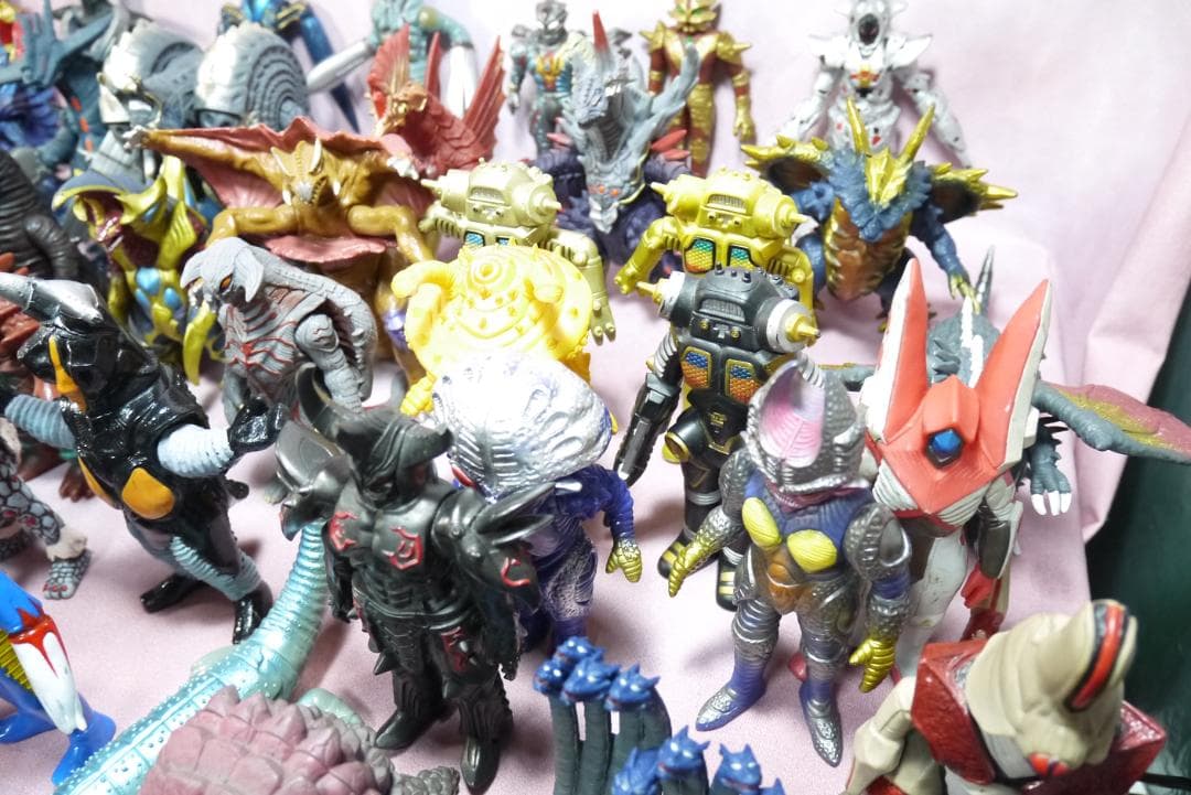 ウルトラ怪獣シリーズ　DXシリーズなど　怪獣ソフビ　65体セット