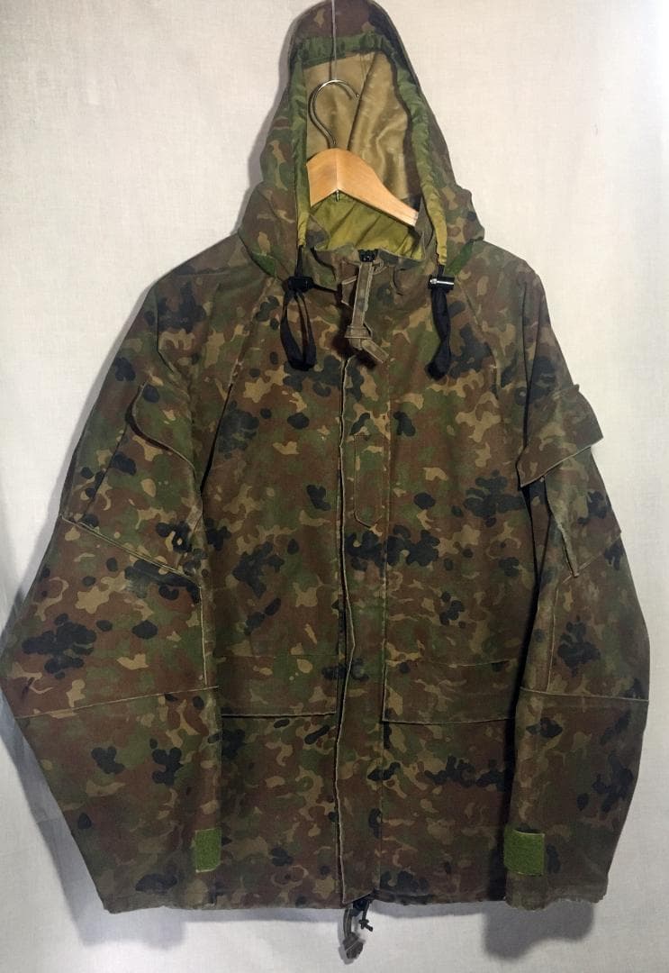 自衛隊 秋迷彩 戦闘雨具