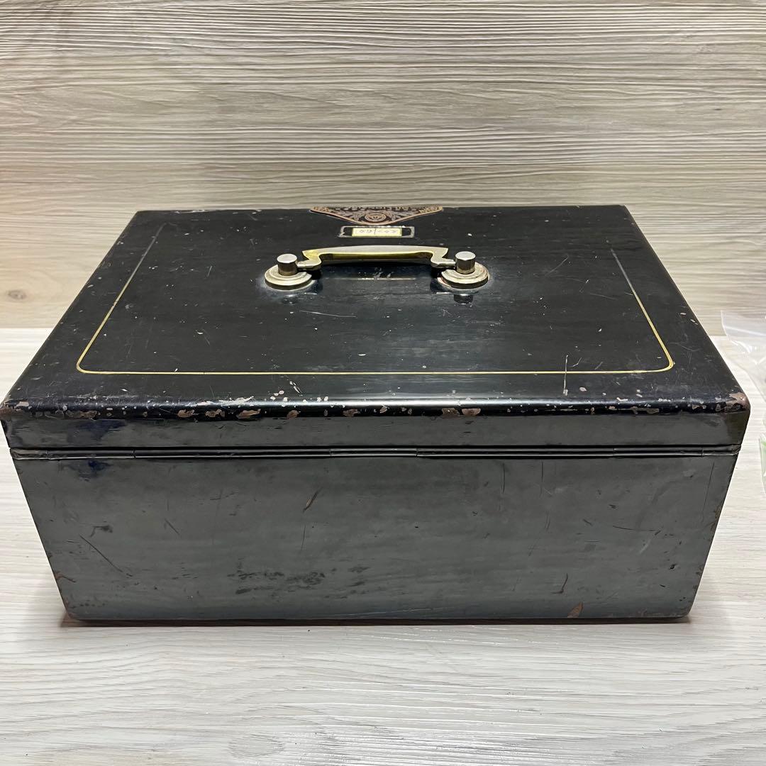 アンティーク　金庫　MILLIONAIRE Cash Box